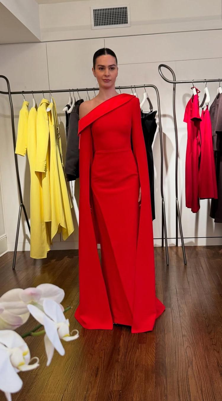 rochie rosie de inchiriat eleganta Mara